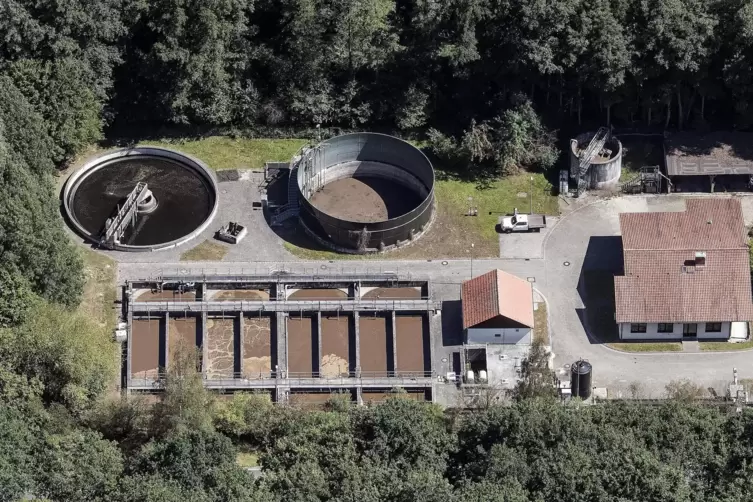Ist zuletzt zur Jahrtausendwende modernisiert worden: Kl&auml;ranlage Altleiningen.