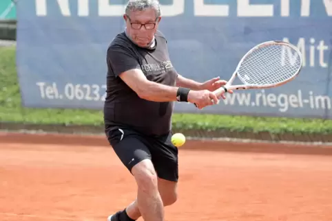 Saisonende naht: Sebastian Neumer.