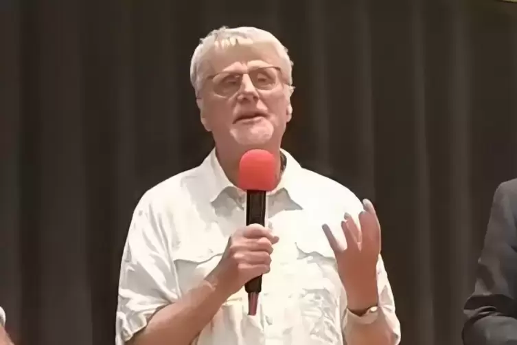 F&uuml;r sein Lebenswerk erhielt der Sprachwissenschaftler Rudolf Postden Pf&auml;lzer Gutselorden. 