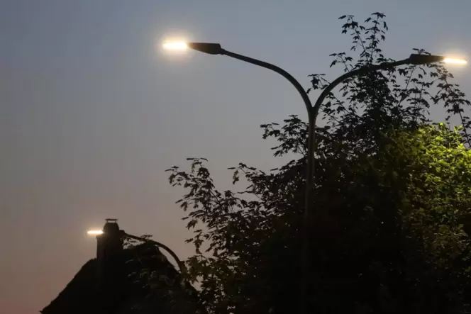 In Rammelsbach leuchten viele Straßenlampen mit LED-Technik. In Rammelsbach leuchten viele Straßenlampen mit LED-Technik.