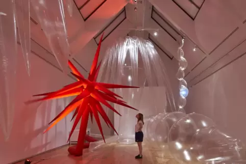 Traumschöne Unterwasserwelt im Trocknen: Otto Pienes Werk „Anemones: An Air Aquarium“ aus dem Jahr 1976 wurde in zweijähriger Ar