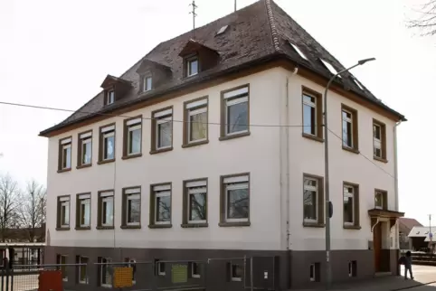 Die Grundschule in Freckenfeld muss saniert werden. 