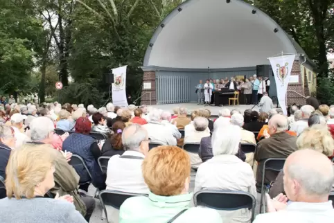 Die Konzertreihe „Schöne Töne“ im Ebertpark ist für dieses Jahr abgesagt worden – aus Angst, dass der Förderverein bei möglichen