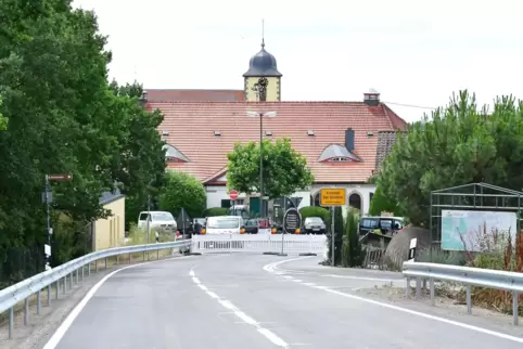 Seit Ende April ist die Weinstraße zwischen Ungstein un d Kallstadt gesperrt. 