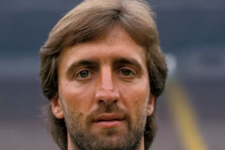 Michael Dusek kam 1977 zu den FCK-Amateuren und schaffte Anfang 1980 den SPrung in den Profikader. 