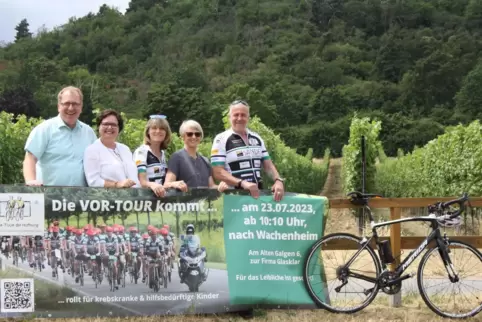 Werben für die Tour (von links): Bürgermeister Torsten Bechtel, Christine Schleifer, Gabriele Burnikel, Christiane Wolf und Glas