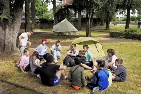 Eine Woche lang hatte die Jugendgruppe aus Bremen ihre Zelte im Kuseler Stadtpark aufgeschlagen. 
