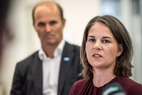 Außenministerin Baerbock zu Besuch bei der BASF und deren Vorstandschef Martin Brudermüller. 