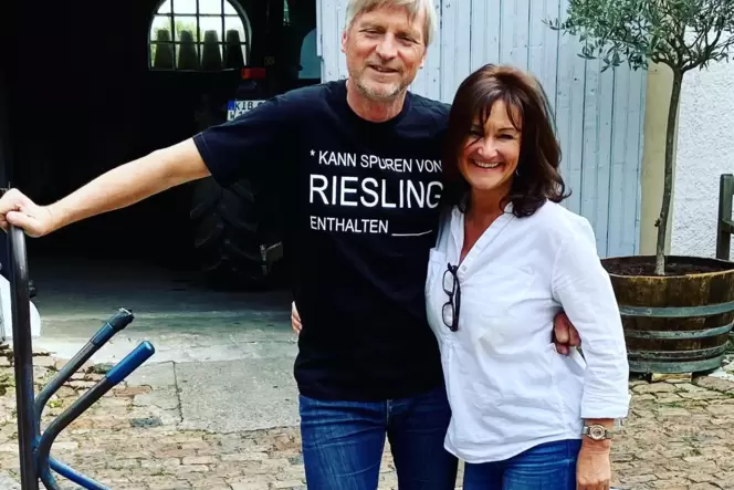 Winzer aus Leidenschaft: Martina und Jochen Wick. Winzer aus Leidenschaft: Martina und Jochen Wick.