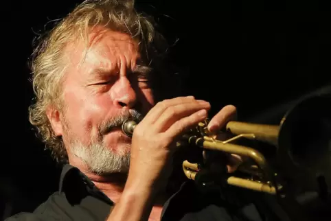 Der Trompeter Nils Petter Molvaer – hier bei einem Auftritt vor zwei Jahren in Neustadt – wird ein Konzert im Pfalzbau geben. 