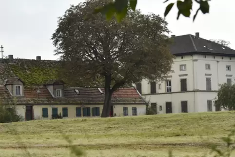 Das Hofgut Scharrau ist ein Kulturdenkmal. 