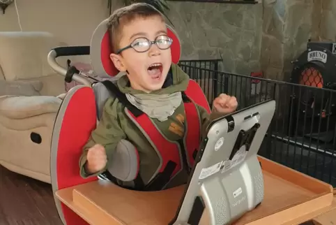 Die Blieskasteler Schutzengel haben zwei Millionen an schwerkranke Kinder gespendet. Nun haben sie Matteo (5) geholfen – mit ein