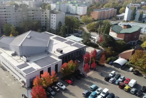 Der Platz vor der Festhalle wird gesperrt.