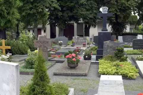 Für den Fußgönheimer Friedhof sind Rasengräber geplant. 