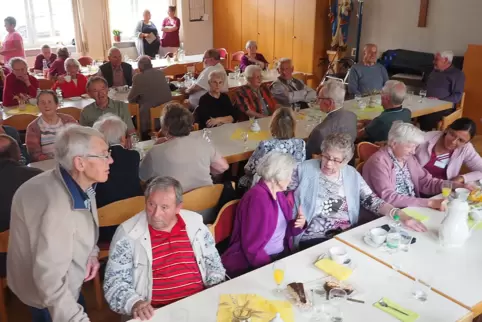 Beim Patientencafé in Reifenberg treffen sich die Kunden der Sozialstation Battweiler zum Beisammensein. 