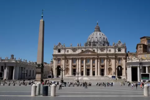 Nicht zuletzt für Christen eine Reise wert: Rom, hier der Petersdom.