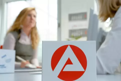 Es gibt mehr Arbeitslose im Saarland, aber auch viele offene Ausbildungsstellen. 
