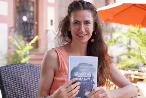 Die Rückkehr nach einer mehrjährigen Weltreise war für Uta-Caecilia Nabert ein Schock, den sie in ihrem Buch „Wieder da und doch
