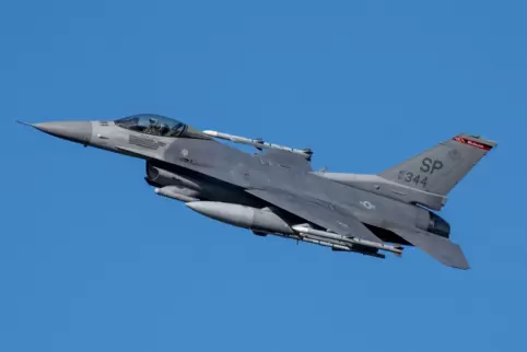 Kampfflugzeug vom Typ F-16: Solche Flieger waren in der vergangenen Woche im Großraum Neustadt unterwegs. 