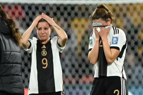 Ein Bild sagt mehr als tausend Worte: Chantal Hagel (links) und Svenja Huth.