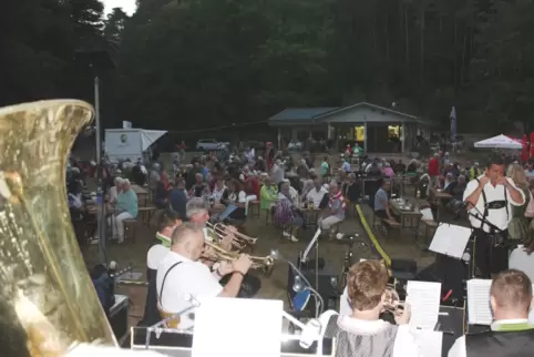 Gut besucht war auch im vorigen Jahr die Polka-Nacht am Seehof bei Erlenbach. 