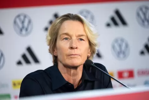 Bundestrainerin Martina Voss-Tecklenburg .