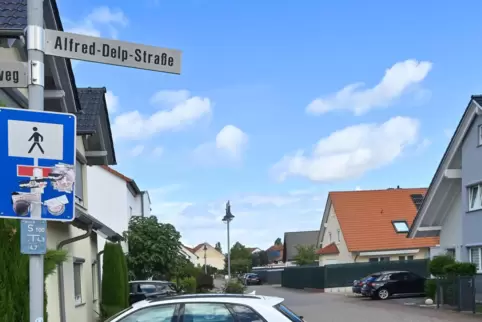Ließ sich auch unter Androhung des Todes nicht von seinen Werten abbringen: Alfred Delp, nach dem eine Straße in Neustadt benann