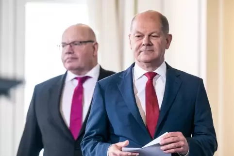 Der Ex-Wirtschaftsminister Atmaier (links) und der frühere Finanzminister Scholz haben die Corona-Hilfspakete geschnürt.