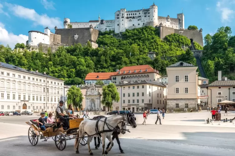 Salzburg bietet Mozart, Caf&eacute;s und &ouml;sterreichische Gelassenheit. 