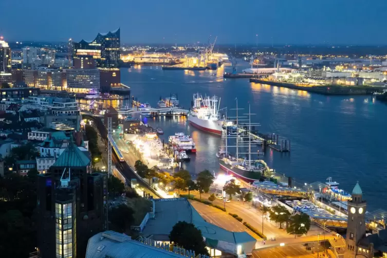 Hamburg, eine Perle. 