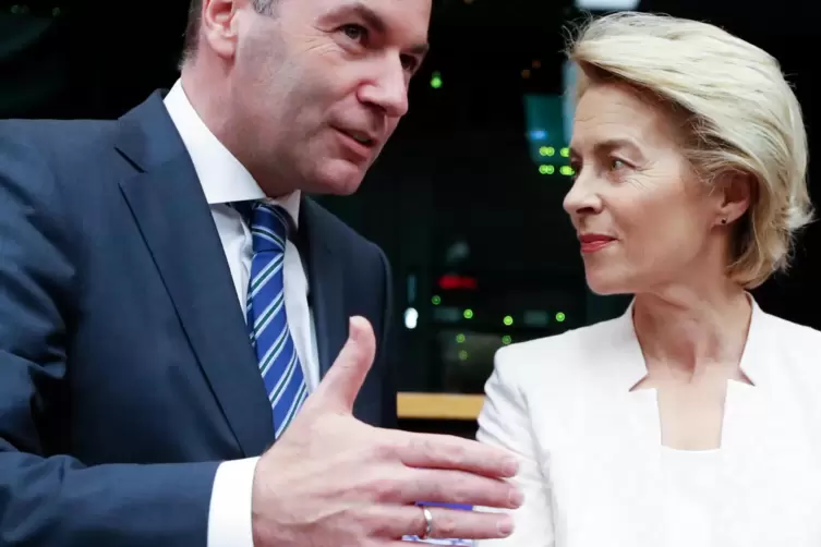 Manfred Weber und Ursula von der Leyen: Er wollte 2019 EU-Kommissionspräsident werden, doch von der Leyen wurde ihm überraschend