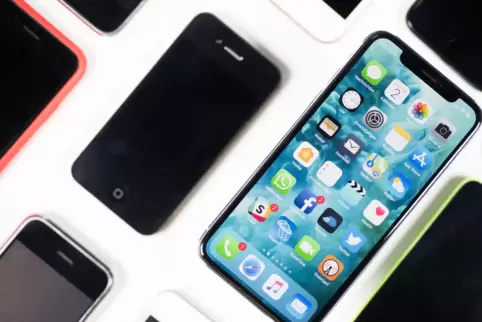 Bevorzugt Apple-Geräte soll der Ladeninhaber seinen Kunden abgeluchst haben. 