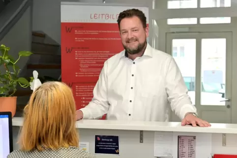 „Arm zu sein bedeutet nicht, ein trauriges Leben zu führen“, hat Wolfgang Grill als Leiter des Caritas-Zentrums in Speyer gelern