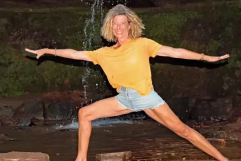 Yoga-Lehrerin aus Leidenschaft: Kirsten Ludes aus Saalstadt. 