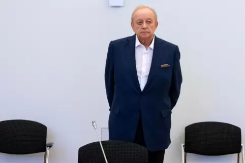 München: Alfons Schuhbeck, Koch und Unternehmer, im Oktober 2022 als Angeklagter im Gerichtssaal im Landgericht München I. 