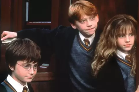 So kennt man ihn aus dem Kino: Harry mit Ron und Hermine. 