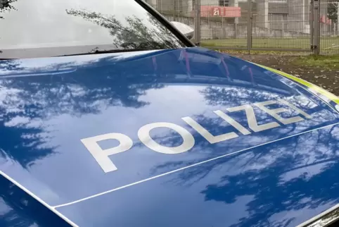 Erneut haben Grabschmuckräuber im Kreis Kaiserslautern zugeschlagen. Die Polizei sucht Zeugen. 
