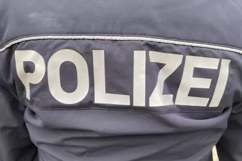 Wer zwischen Freitag und Sonntagmorgen in Münsterappel etwas Verdächtiges beobachtet hat, soll sich bei der Polizei melden. 