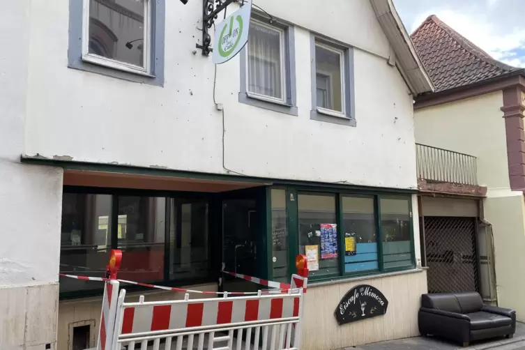 In diesem Laden lassen weder ein Kaffee noch ein Eis genie&szlig;en. 