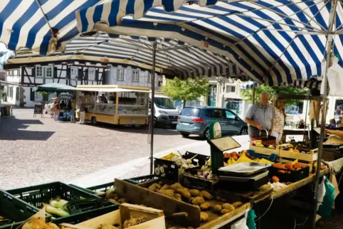 Der Wochenmarkt in Rockenhausen.