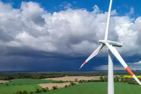 Nicolas Schweigert hat schon ein Windparkprojekt vorangetrieben. Er sagt: Es ist doch schön, wenn man beim Anblick eines Windrad