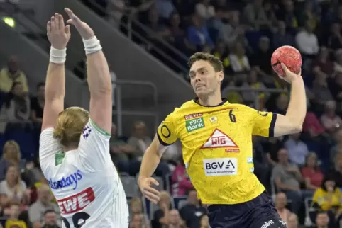 Niclas Kirkelökke zieht ab.
