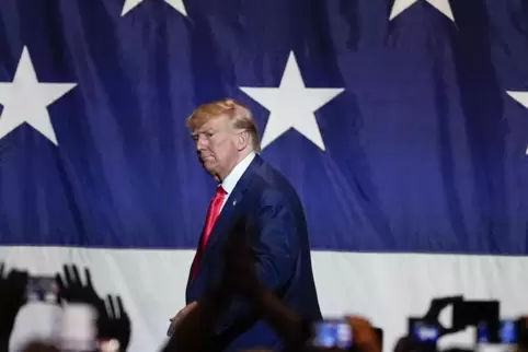 Um auf freiem Fuß zu bleiben, muss Donald Trump eine Kaution von 200.000 Dollar hinterlegen.