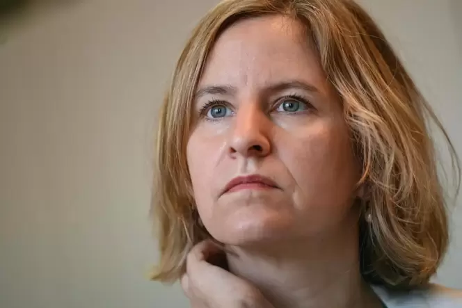 Ihr Antwortbrief geht auf das Schreiben des Grünstadter Klimastammtischs zum Teil gar nicht richtig ein: Klimaschutzministerin K Ihr Antwortbrief geht auf das Schreiben des Grünstadter Klimastammtischs zum Teil gar nicht richtig ein: Klimaschutzministerin K