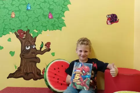 Spannende Bücher sind die Favoriten von Colin Wolf. Der Siebenjährige ist beim Lesesommer ins „Marvel-Universum“ eingetaucht.