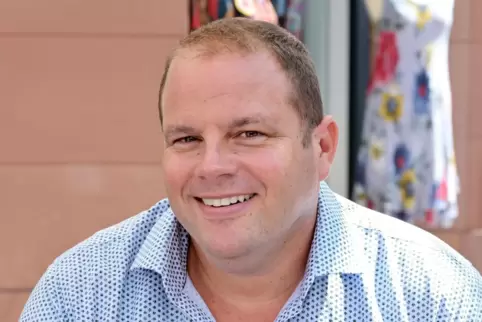Seit vier Jahren Chef der Verbandsgemeindeverwaltung Rheinauen: Patrick Fassott. Der Bürgermeister ist insgesamt für acht Jahre 