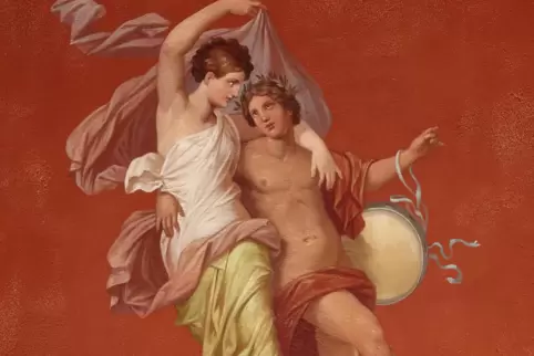 Schwebendes Paar im im Speisesaal der Villa Ludwigshöhe, bei dem die Blößen züchtig verhüllt sind. 