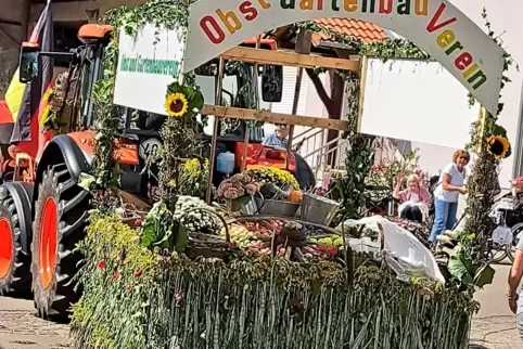 Vor einem Jahr wurde in Kröppen das 70. Erntedankfest auch mit einem Festumzug gefeiert. 