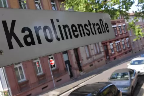 Die Karolinenstraße führt bis zum Leibniz-Gymnasium. 