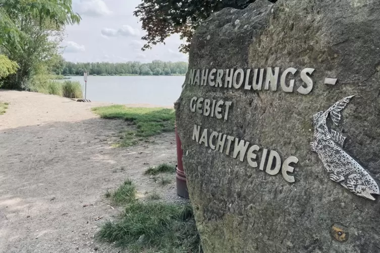 Der gesamte Bereich rund um den Baggersee ist ein Naherholungsgebiet. 